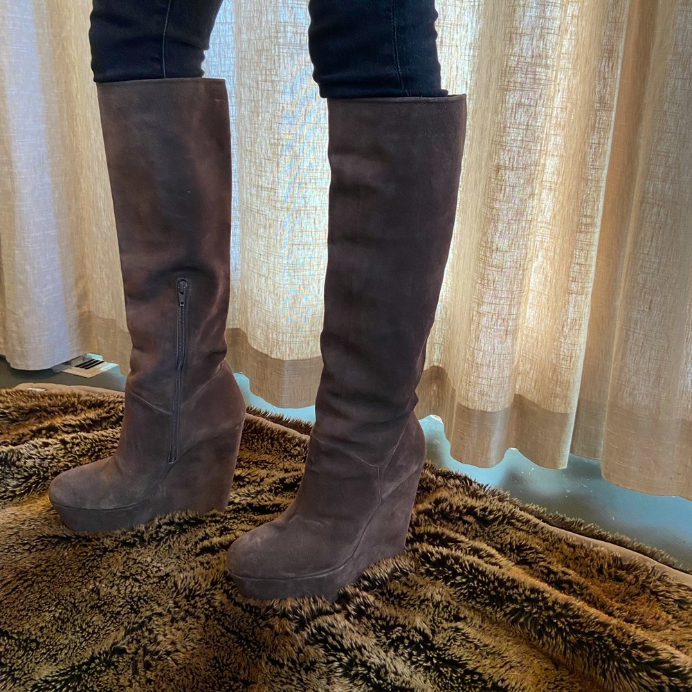 Brown/gray Stuart Weitzman boots, like new!
